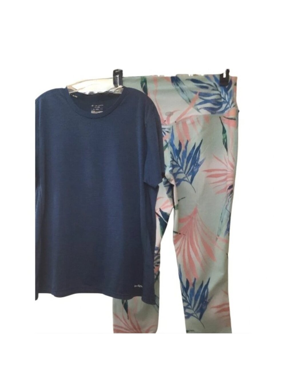 Reel Legends Large Floral Print Women's Capri Leggings & Tek Gear Shirt XL